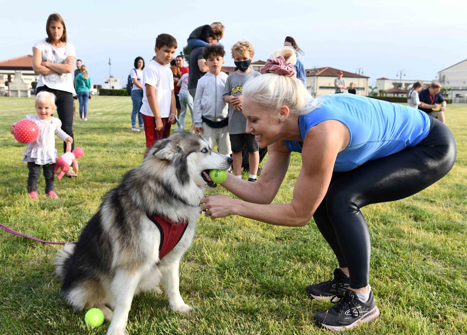 Creating a Positive Association with Your Partner (image credits: wikimedia)