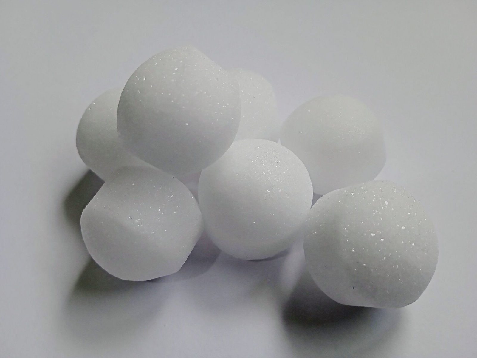 9. Mothballs: The Toxic Turnoff (image credits: wikimedia)