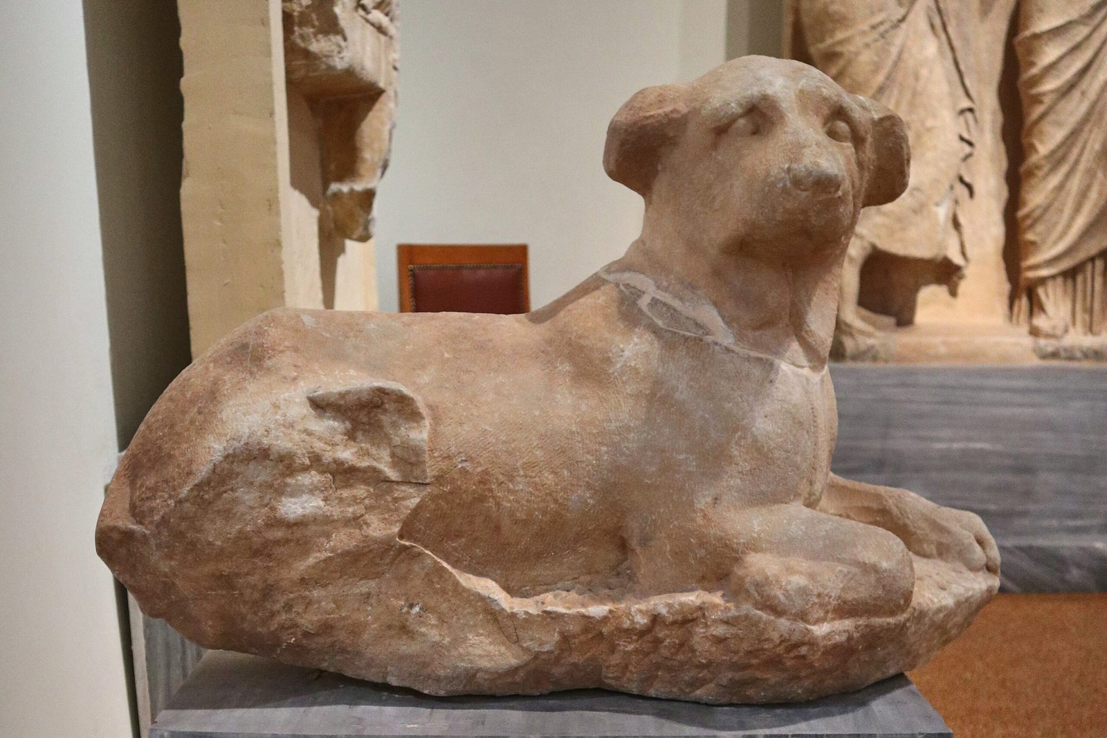 The Enduring Legacy of Dogs in Ancient Symbolism (image credits: wikimedia)