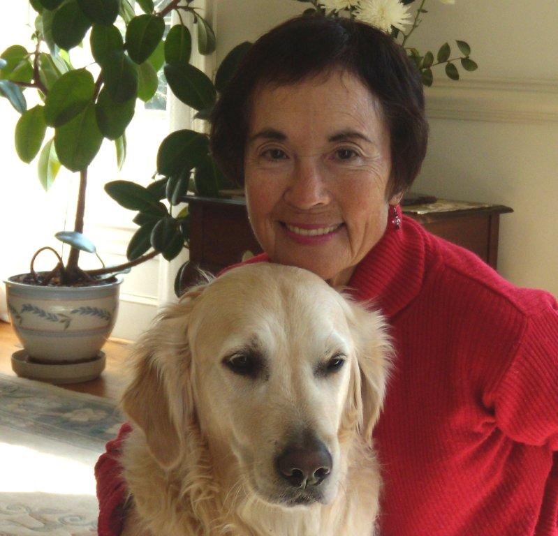 Golden Retriever: The Affectionate Announcer (image credits: wikimedia)