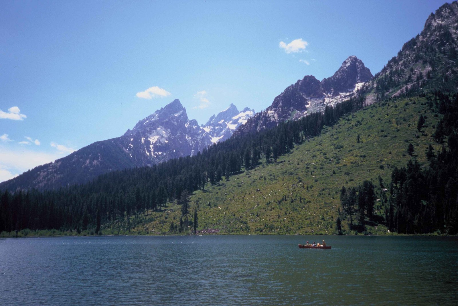 Grand Teton National Park - Yellowstone's Quieter Neighbor (image credits: wikimedia)