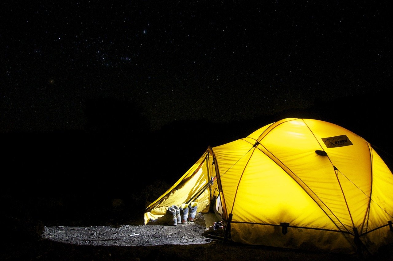 Dark Sky RV Campground, Utah - Stargazing with Your Sidekick (image credits: pixabay)