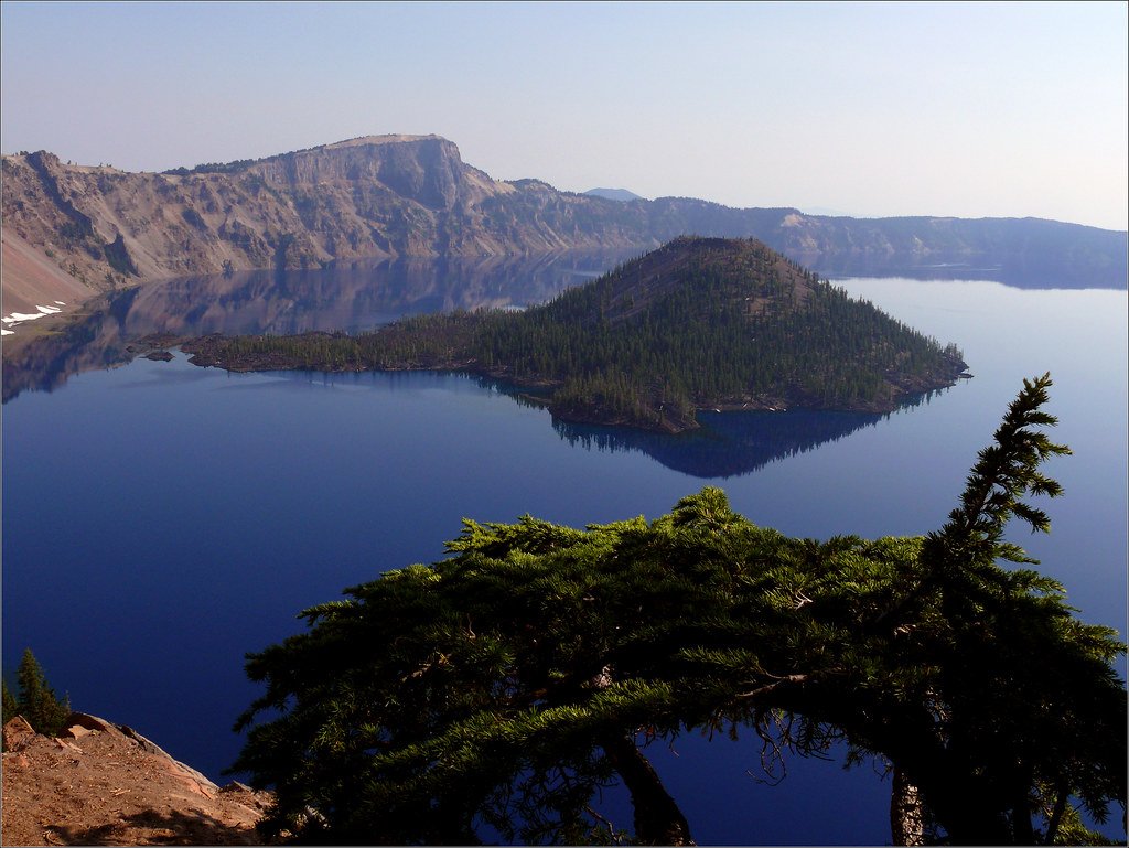 Crater Lake National Park, Oregon (image credits: flickr)