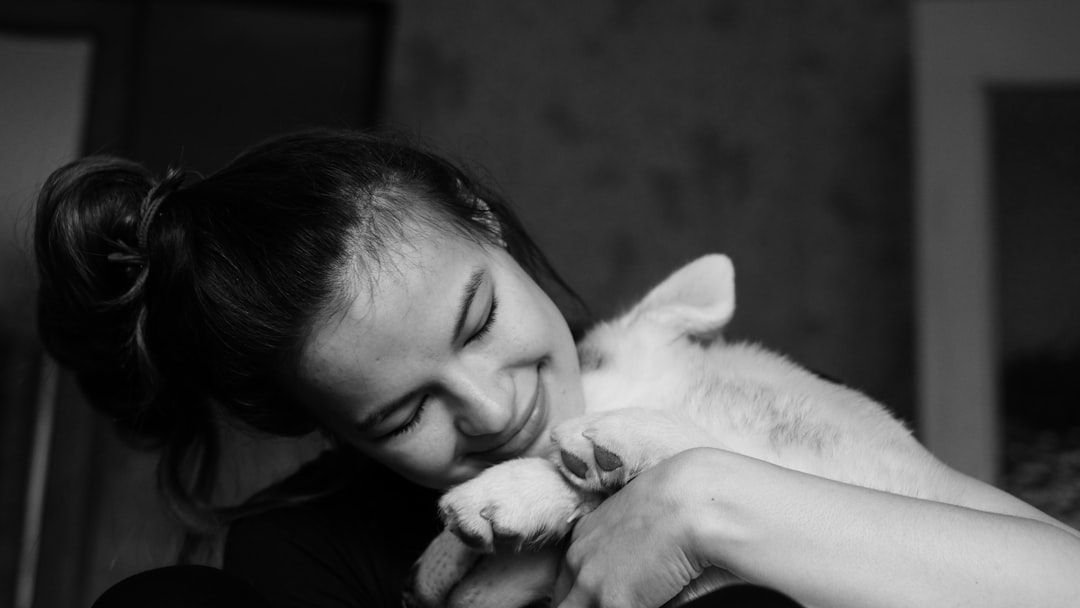 7 Sweet Ways Dogs Comfort Their Humans
