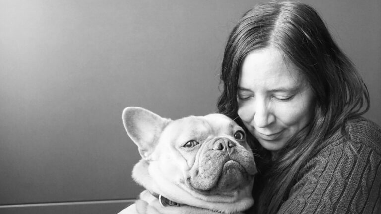 5 Signs Your Dog Is Quietly Asking for More Alone Time (And How to Give It)