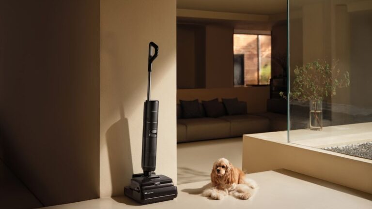 12 Common Sounds That Can Seriously Startle Your Dog, And How To Help