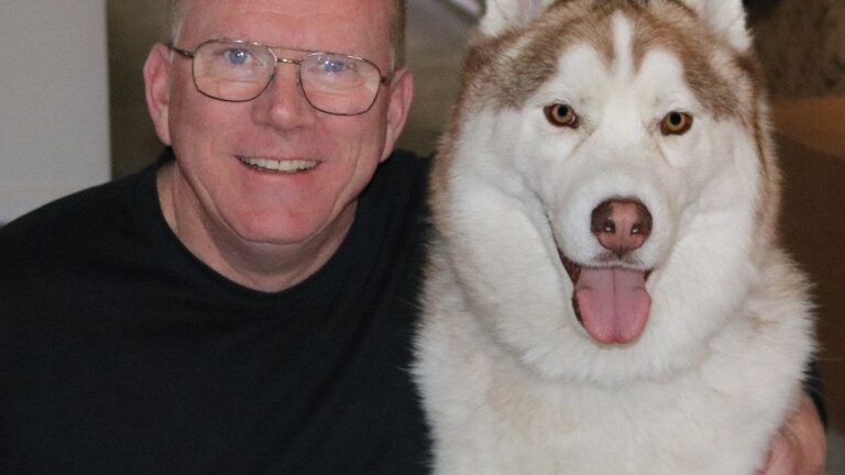 15 Large Dog Breeds With Incredibly Sweet Behavior
