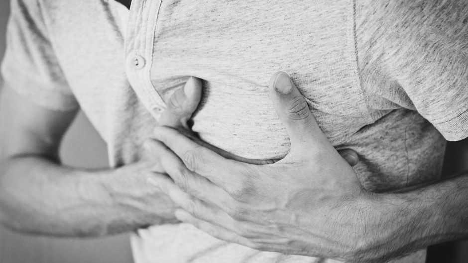 10 Things That Happen to Your Heart (Literally) When You Lose a Dog