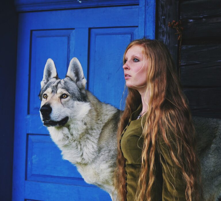 The Zodiac Signs That Talk to Their Dog Like a Therapist - And Why That Actually Makes Sense