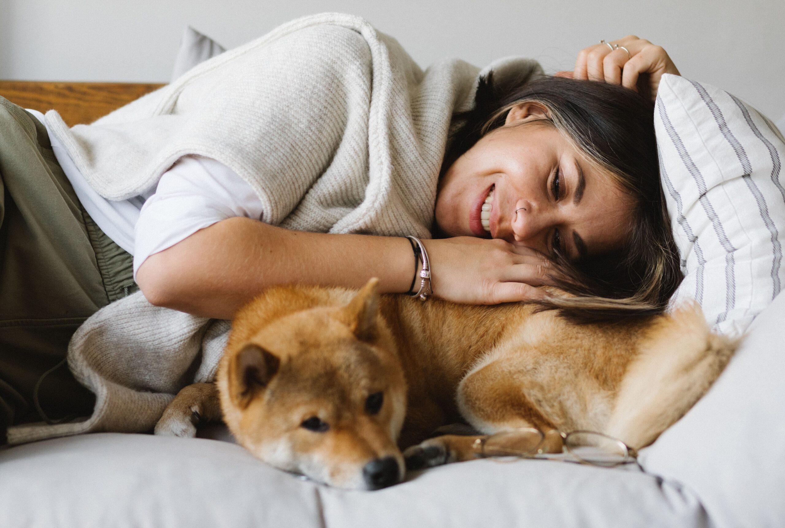 10 Dog Breeds That Form the Strongest Bonds With One Person